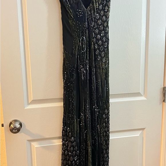 Sue Wong Velvet Burnout Beaded Dress 10 - Picture 10 of 11